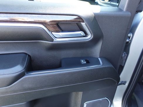 Used 2024 GMC Sierra 1500 Elevation image 21