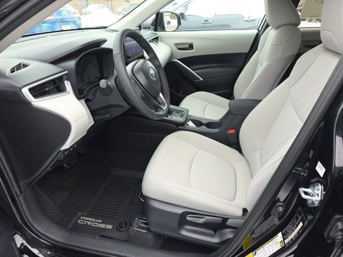 New 2026 Toyota Corolla Cross LE image 8