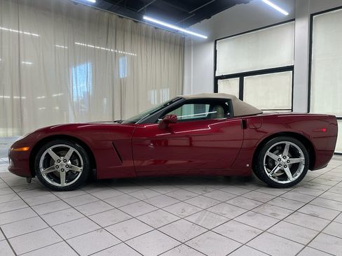 Used 2007 Chevrolet Corvette Convertible w/ Preferred Equipment Group RWD image 8