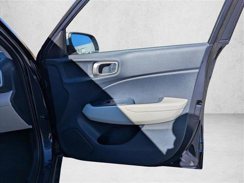 New 2026 Hyundai Venue SEL image 25