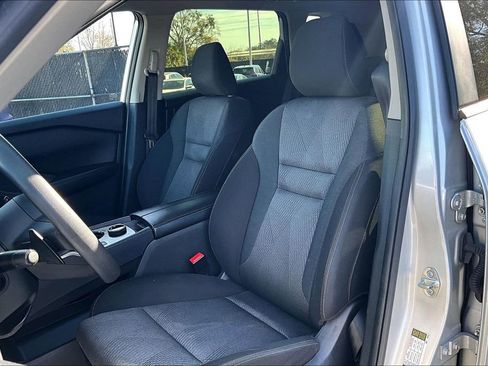 Used 2024 Nissan Rogue SV image 21