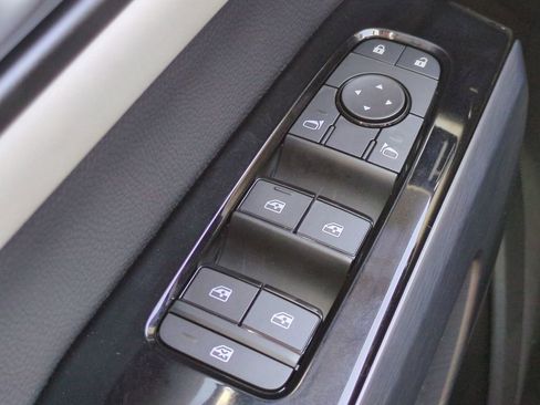 New 2026 Nissan Pathfinder SL w/ SL Premium Package AWD/4WD image 21