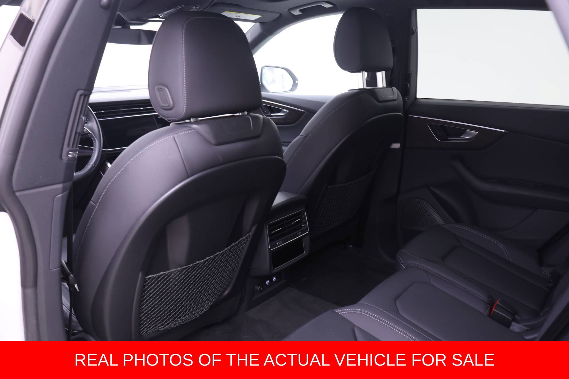 Used 2020 Audi Q8 Prestige AWD/4WD image 10
