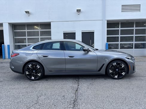 Certified 2025 BMW 430i RWD image 7
