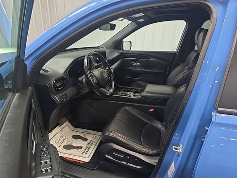 Used 2024 Honda Pilot TrailSport image 29