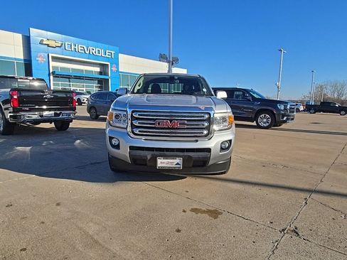 Used 2015 GMC Canyon SLE w/ SLE Convenience Package image 8