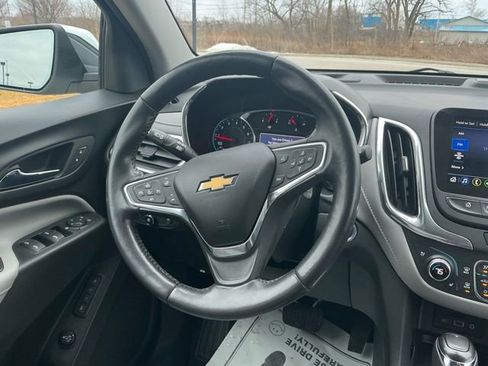 Used 2019 Chevrolet Equinox Premier image 22