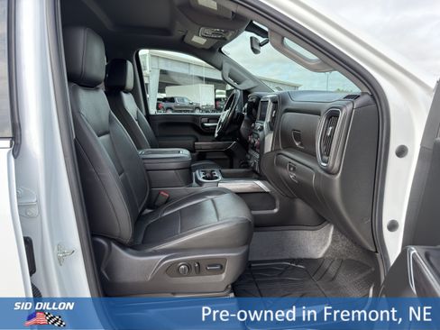 Used 2020 Chevrolet Silverado 2500 LTZ w/ LTZ Plus Package AWD/4WD image 17