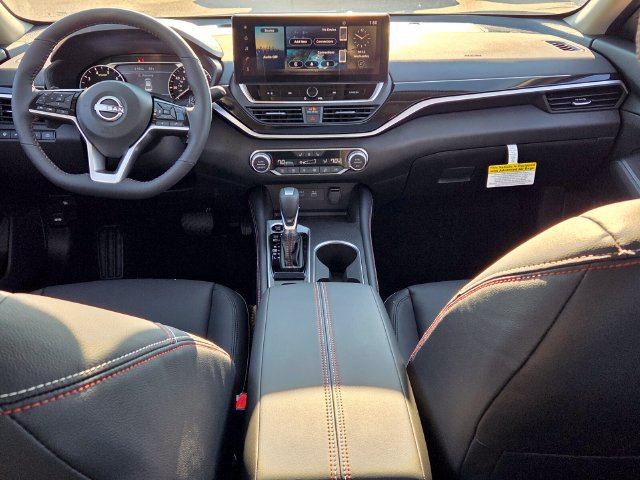 New 2026 Nissan Altima 2.5 SR w/ SR Premium Package FWD image 8