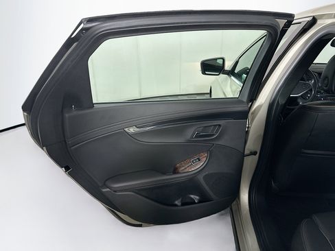 Used 2014 Chevrolet Impala LT image 26