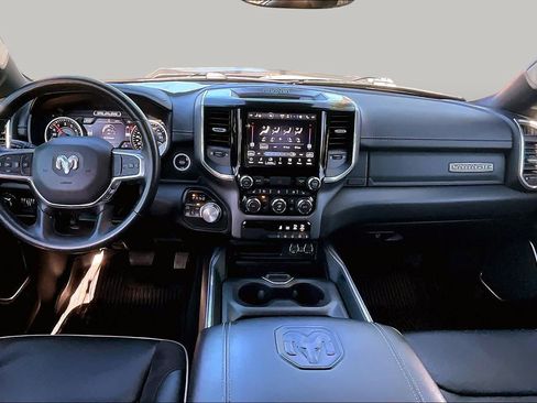 Used 2022 RAM 1500 Laramie AWD/4WD image 15