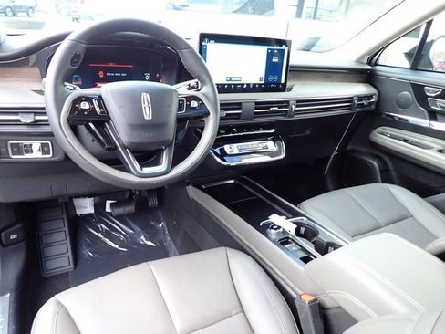 New 2026 Lincoln Corsair Reserve w/ Jet Appearance Package image 17