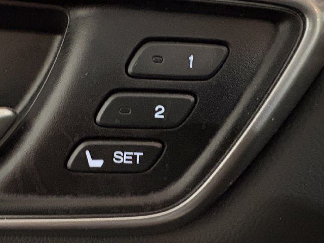 Used 2020 Honda CR-V Touring image 7