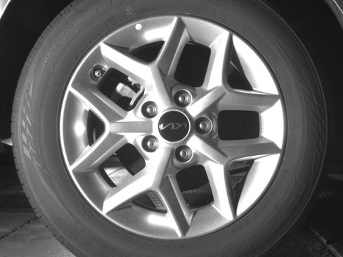 Used 2025 Kia Soul LX w/ LX Technology Package image 14