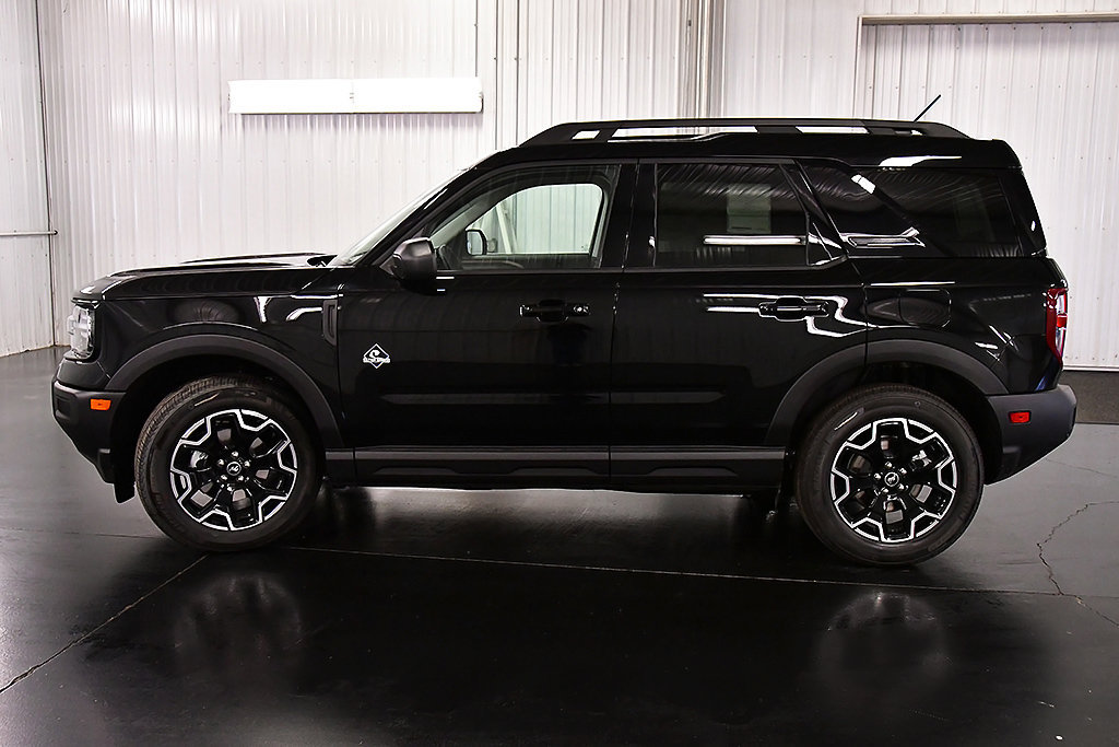New 2026 Ford Bronco Sport Outer Banks w/ Interior Protection Package AWD/4WD image 4