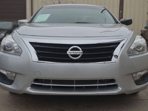 Used 2015 Nissan Altima 2.5 S w/ Power Driver Seat Package image 15