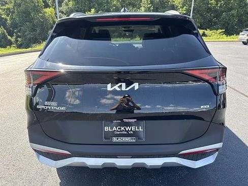 Certified 2025 Kia Sportage EX AWD/4WD image 6