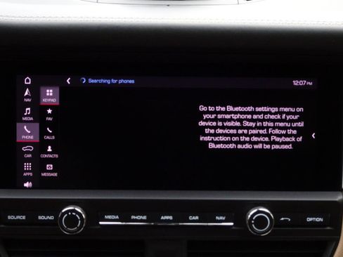 Used 2021 Porsche Macan image 24