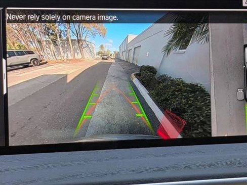 Used 2024 BMW X3 xDrive30i w/ Convenience Package image 12