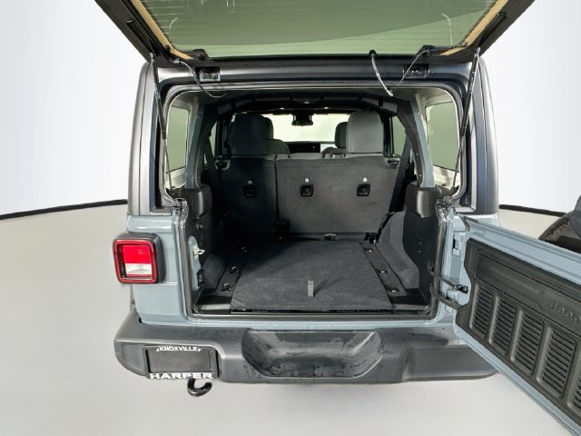 Used 2024 Jeep Wrangler Unlimited Sport AWD/4WD image 28