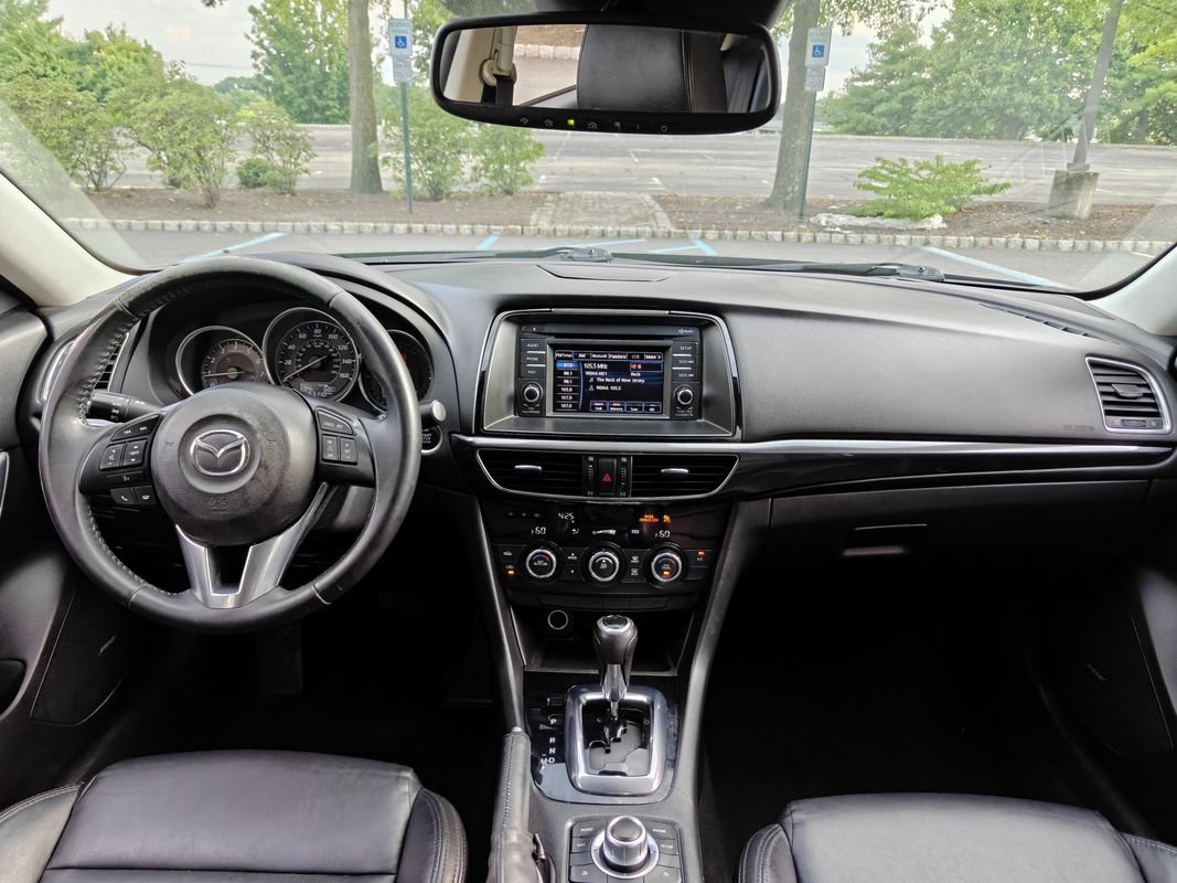 Used 2014 MAZDA MAZDA6 Touring w/ Touring Technology Package FWD image 9
