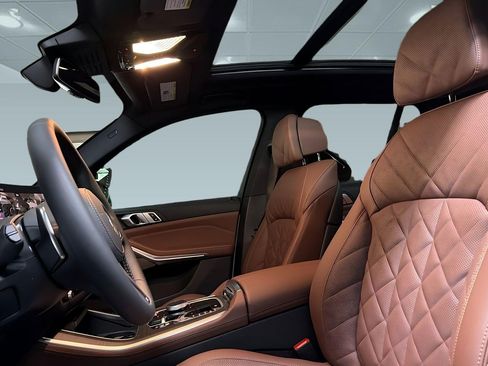 New 2026 BMW X5 xDrive40i w/ M Sport Package image 14