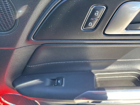 Used 2020 Ford Mustang Premium image 14
