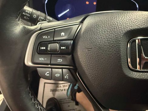 Used 2022 Honda Accord Sport image 29