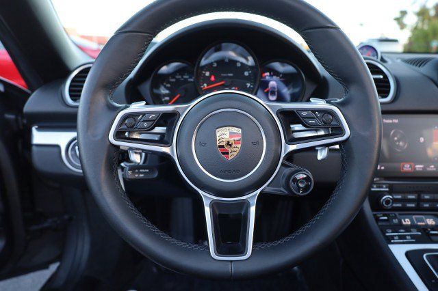 Used 2017 Porsche 718 Boxster RWD image 28