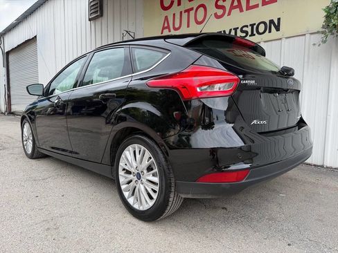 Used 2017 Ford Focus Titanium w/ Titanium Technology Package FWD image 7