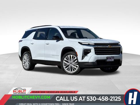 New 2026 Chevrolet Traverse LT FWD image 1