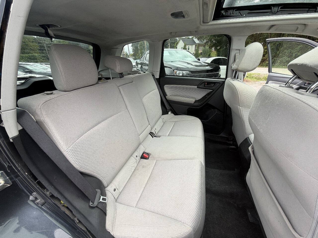 Used 2018 Subaru Forester 2.5i Premium AWD/4WD image 21