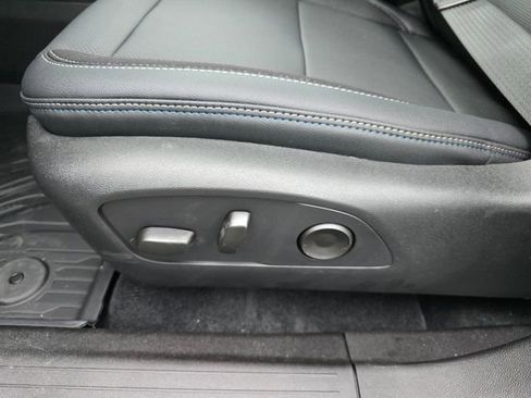New 2026 Chevrolet Equinox EV LT FWD image 22
