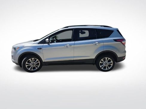 Certified 2018 Ford Escape SE w/ SE Sync 3 Package AWD/4WD image 8