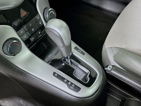 Used 2016 Chevrolet Cruze LT w/ Sun And Sound Package image 22