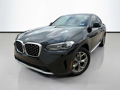 Used 2022 BMW X4 xDrive30i w/ Premium Package 2