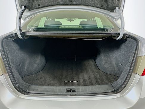 Used 2018 Nissan Sentra SV image 27