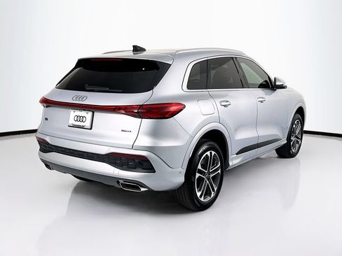 Used 2026 Audi Q5 Premium AWD/4WD image 5