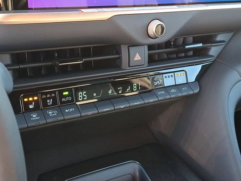 New 2026 Toyota Crown Signia XLE image 10