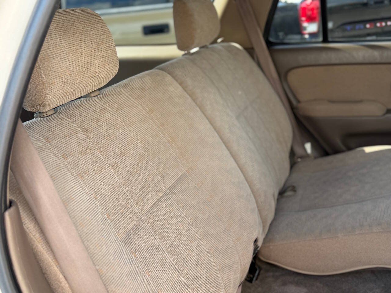 Used 2000 Toyota 4Runner 2WD w/ Upgrade Value Pkg 1 image 31