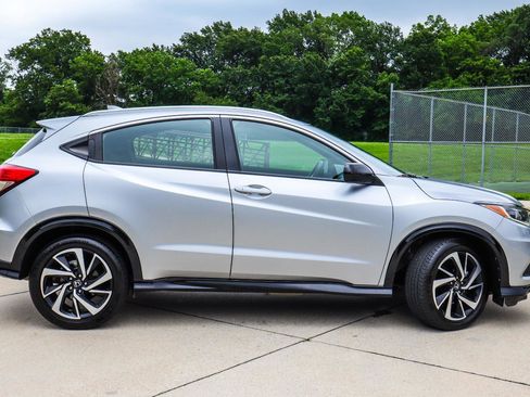 Used 2019 Honda HR-V Sport image 5