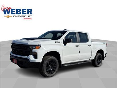 New 2026 Chevrolet Silverado 1500 Custom Trail Boss w/ Dark Appearance Package