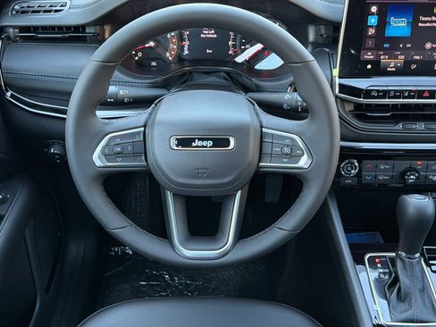 New 2026 Jeep Compass Latitude AWD/4WD image 16