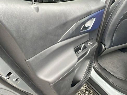 New 2026 Chevrolet Equinox EV LT image 15