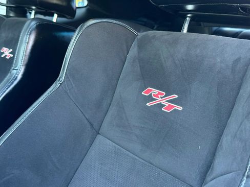 Used 2015 Dodge Challenger R/T Scat Pack w/ Scat Pack Appearance Package RWD image 22