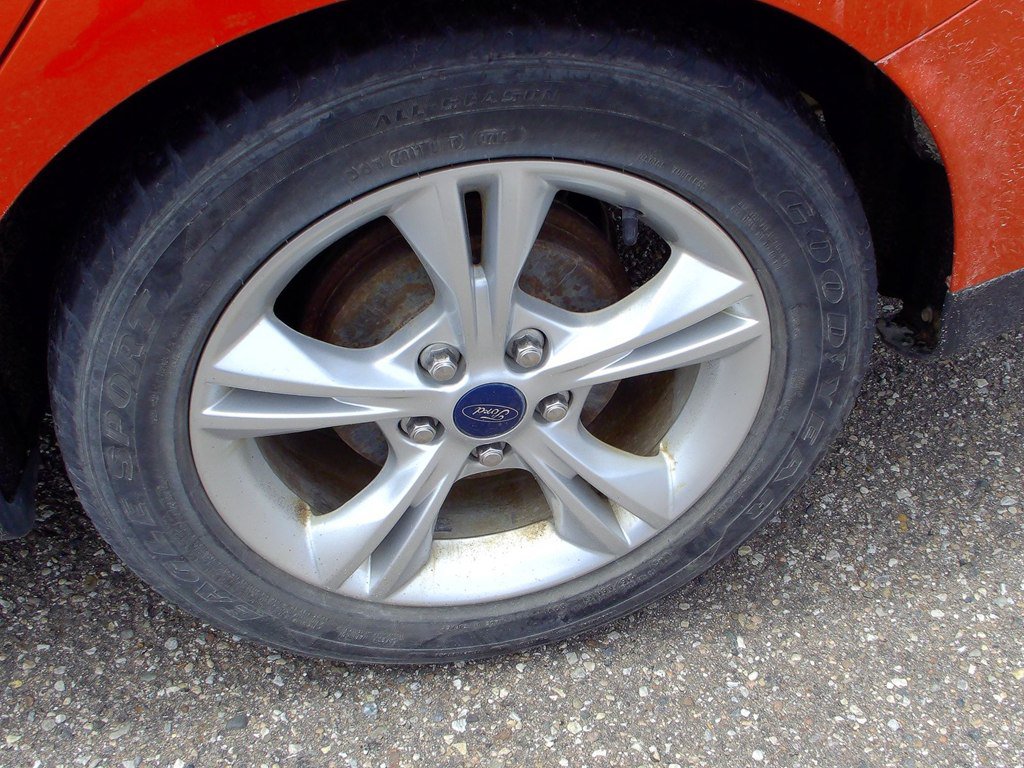 Used 2014 Ford Focus SE FWD image 11
