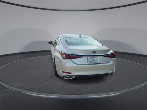 Used 2025 Lexus ES 350 w/ Premium Package FWD image 7