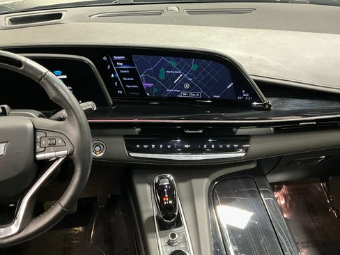 Used 2024 Cadillac Escalade Sport w/ LPO, ONYX Package AWD/4WD image 9