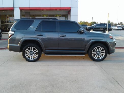 Used 2023 Toyota 4Runner TRD Sport image 8