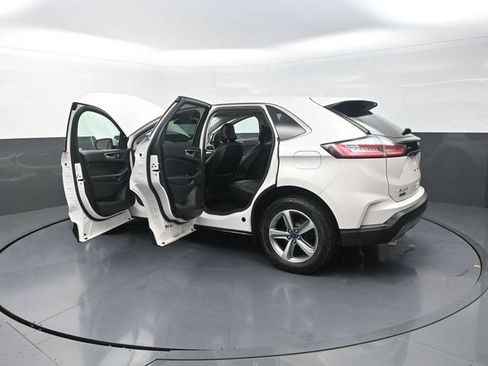 Used 2019 Ford Edge SEL w/ Equipment Group 201A AWD/4WD image 43
